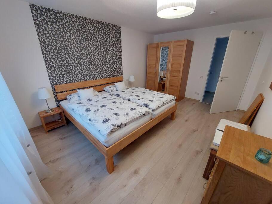 Ferienwohnung Koenigsquelle Бад Вилдунген Екстериор снимка